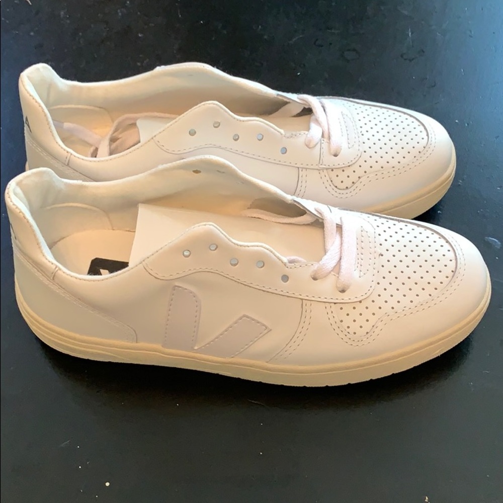 VEJA V-10 white leather sneakers